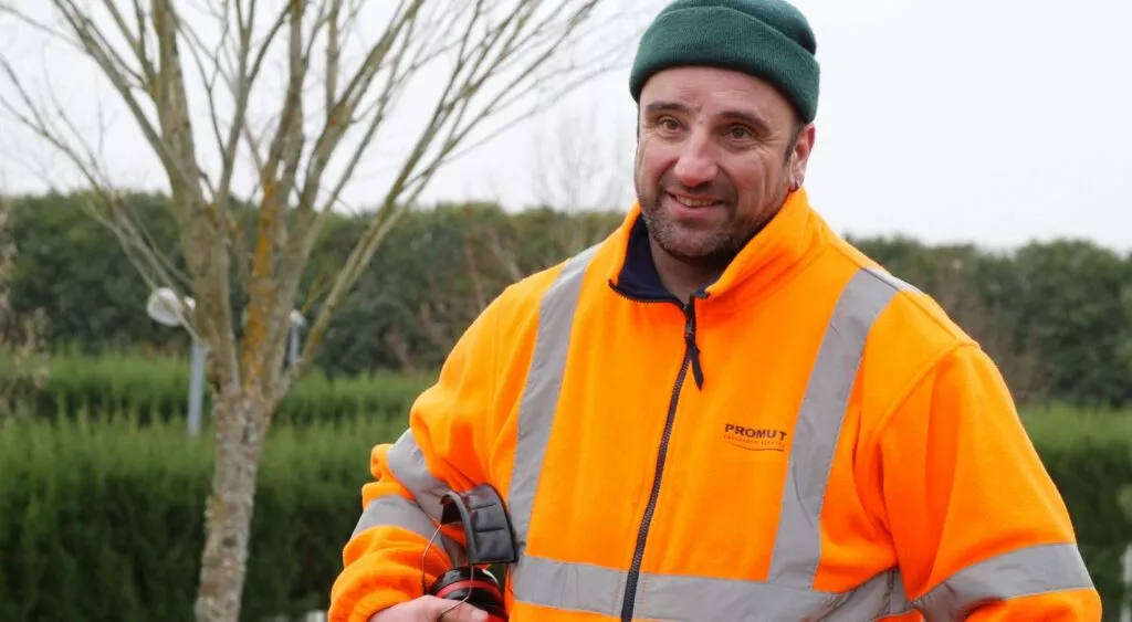Employé dans les travaux paysagers et horticoles